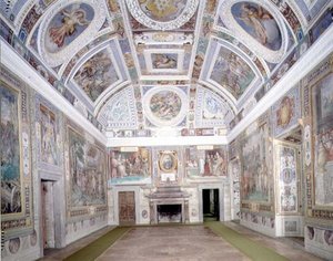 Kilátás a „Sala dei Fasti Farnese”-ra (Farnese tündöklésének csarnoka), amelyet Onofrio Panvinio tervezett, és freskóit Taddeo (1529-66) és Federico Zuccaro (1540-1609) 1557-83 (freskó) alkotó: Italian School