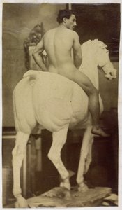 Egy gipszlovon ülő férfi aktmodell tanulmányozása Jacques de Lalaing műtermében, lehetséges előtanulmány a Genti Szépművészeti Múzeum Lovasportréjához alkotó: Jacques Lalaing (attributed to)