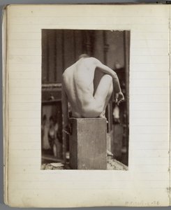 Egy férfi meztelen modell tanulmányozása, ülve és hátulról nézve Jacques de Lalaing stúdiójában alkotó: Jacques Lalaing (attributed to)