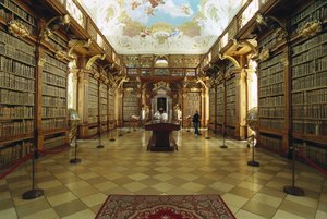 Jakob Prandtauer (1660-1726) projektje alapján megvalósult Melki Apátság könyvtárának képe. 18. század eleje. Ausztria alkotó: Jakob Prandtauer