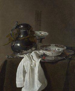 Csendélet ón zászlóval és két Ming-tállal, 1651 alkotó: Jan Jansz. Treck