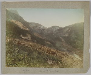 Owakudani, Hakone, Kanagawa prefektúra, Japán (kézzel színezett fekete-fehér fotó) alkotó: Japanese Photographer