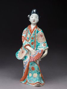 Táncoló nő figurája, japán, valószínűleg 17. század (cserép zománcozott mázzal)