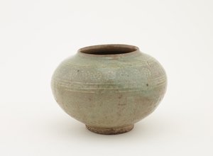 Bélyeges és berakásos díszítésű korsó, 1610-1630 alkotó: Japanese School