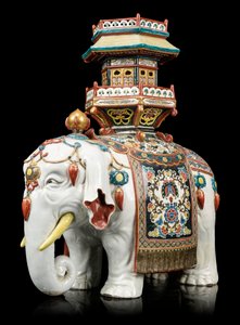 Kakiemon-stílusú elefánt alkotó: Japanese School