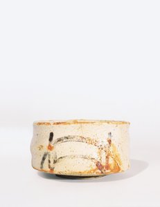 Shino Chawan teástál alacsony talppal, Momoyama Period (mázas kőedény) alkotó: Japanese School