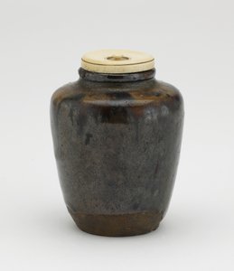 Tea caddy, katatsuki típusú, szeto, Aichi prefektúra, Edo korszak, 17. század közepe (kerámia) alkotó: Japanese School