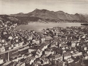 Svájc: Luzern, a Gutsch felől, a tó és a Rigi felé néz (f/w fotó) alkotó: Jean Gaberell