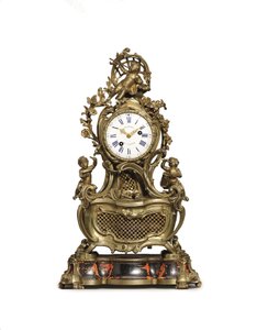 Egy XV. Lajos ormolu zenés kandallóóra, 1750 körül alkotó: Jean-Joseph de Saint-Germain