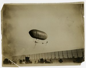 Léghajó "California Arrow" alkotó: Jessie Tarbox Beals