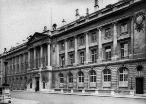 A Royal Automobile Club, Pall Mall, London, 1926-1927.