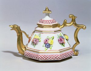 Meisseni nyolcszögletű teáskanna, 1718 körüli porcelán