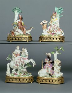 Négy meisseni csoport a négy kontinenst képviselő XVI. Lajos ormoluval, Johann Joachim Kandler (1706-75) mintájára, 18. század közepe