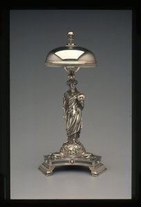 Vacsoraharang, 1860-70 körül (ezüst) alkotó: John Bogert