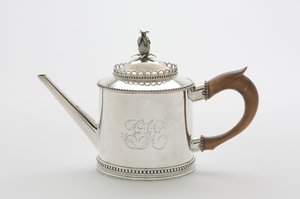 Teáskanna, 1790 körül (ezüst) alkotó: John David