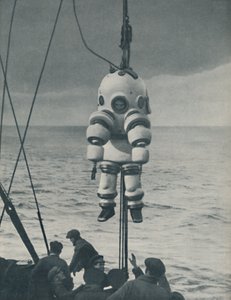 Az örök harc a tenger ellen: páncélozott tok a mélytengeri búvár számára, c1935 alkotó: John Hammerton