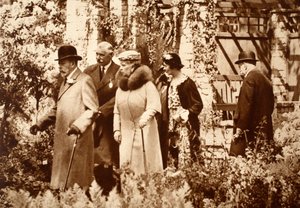 György király és Mária királynő a Chelsea Flower Show-n, 1930-as évek