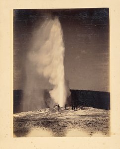 A kitörő Old Faithful alkotó: John K. Hillers