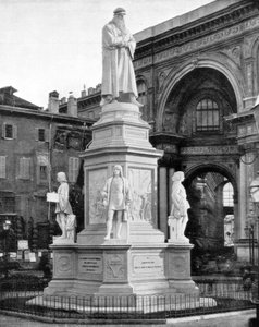Leonardo da Vinci szobra, Milánó, Olaszország, 19. század vége.