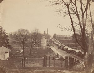 Katonai vagonok vonata belépve Petersburgba, Virginia, 1865. április.