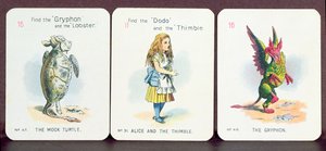 Három „Boldog család” kártya, amelyek Lewis Carroll „Alice Csodaországban” című filmjének szereplőit ábrázolják alkotó: John Tenniel