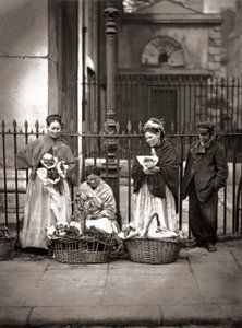 Covent Garden Flower Woman, a londoni utcai életből, J. Thomson és Adolphe Smith alkotó: John Thomson