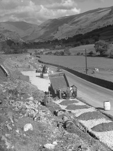 Útépítés Thirlmere közelében alkotó: Joseph Hardman
