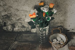 Gyertyák a tengerészeknek, a sorozatból, Chapelle du Canal, 2016 (fotó) alkotó: Joy Lions