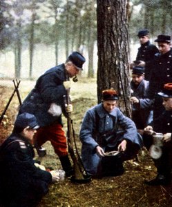 Francia katonák, Marne, 1914. szeptember (autokróm) alkotó: Jules Gervais Courtellemont