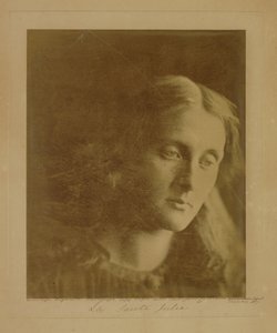 a szent Julia alkotó: Julia Margaret Cameron