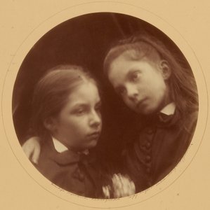 Margaret és Adeline Norman alkotó: Julia Margaret Cameron