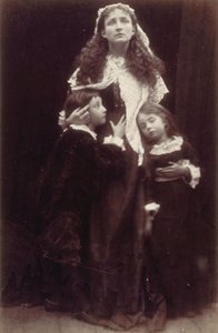 „Henrietta Maria királynő és gyermekei” (Rachel és Laura Gurney) alkotó: Julia Margaret Cameron