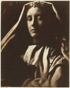 A neopolita, 186465. alkotó: Julia Margaret Cameron
