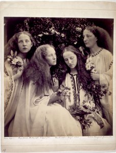 „A lányok rózsabimbókertje” - A Fraser Tytler nővérek alkotó: Julia Margaret Cameron