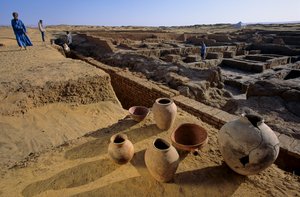 Ősi település, francia misszió, Egyiptomi Óbirodalom; Dakhla Oázis; Balat; Egyiptom alkotó: Kenneth Garrett