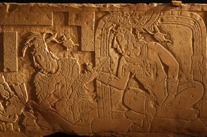 Templom 21 trónpad, Akhal Mo Nab király faragása, Palenque, Mexikó, 2005 (fotó) alkotó: Kenneth Garrett