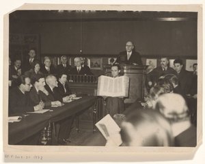 Charles William Dyson Perrins Gutenberg-bibliájának árverése a londoni Sotheby
