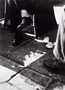 At Coffee (szüreti zselatin ezüst fénykép) alkotó: Laszlo Moholy Nagy