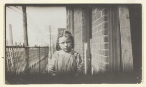 Lilie Stainers, 7 éves. Atlanta, Georgia alkotó: Lewis Wickes Hine
