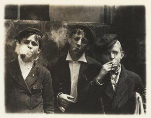 Newsies a Skeeter Branchben, St. Louis, Missouri, 11:00 óra. alkotó: Lewis Wickes Hine