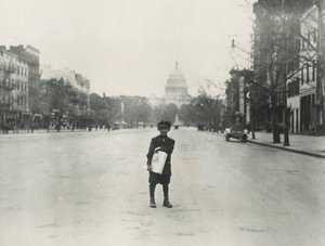 Az objektum feliratából származó cím: „Olvasson el mindent róla!” alkotó: Lewis Wickes Hine