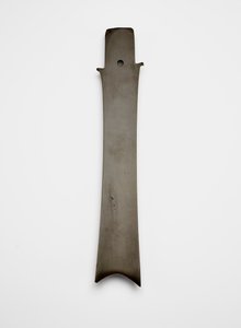 Forked blade (zhang 璋), c.2000-1700 BC (jade, nephrite)