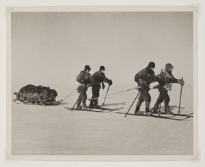 The Polar Party on the Trail (bromid minta) alkotó: Lieutenant Henry Robertson Bowers
