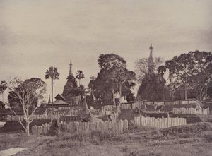 Rangoon: a Shwe Dagon pagoda északi bejárata