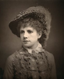Alma Murray brit színésznő, 1882. alkotó: London Stereoscopic and Photographic Co