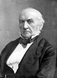 William Ewart Gladstone, 19. századi brit liberális államférfi és miniszterelnök, 1905-ben.