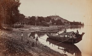 Csónakok Ava-ban, Burma sw fotó alkotó: Lord Henry Rawlinson