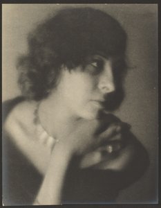 Adryanne alkotó: Louis Fleckenstein