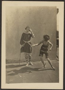 [Táncosok a háztetőn] alkotó: Louis Fleckenstein
