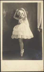 Helen Boothe Vöröskeresztes Rosie-ként alkotó: Louis Fleckenstein
